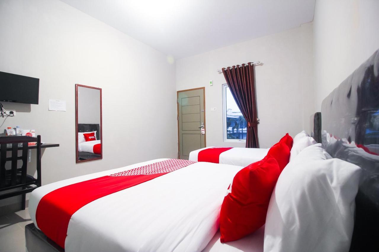 Oyo 1653 Fajar Residence Pekanbaru Eksteriør bilde