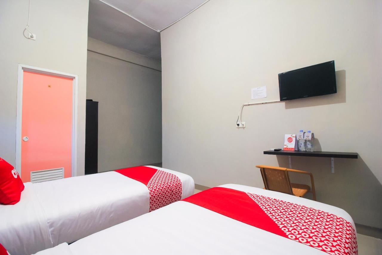 Oyo 1653 Fajar Residence Pekanbaru Eksteriør bilde