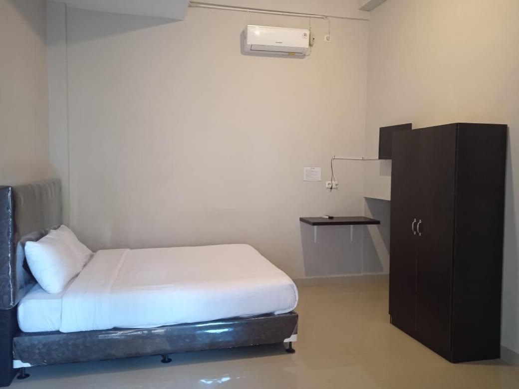Oyo 1653 Fajar Residence Pekanbaru Eksteriør bilde