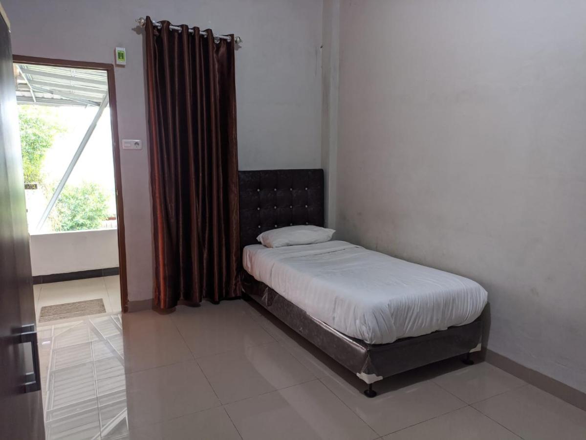 Oyo 1653 Fajar Residence Pekanbaru Eksteriør bilde