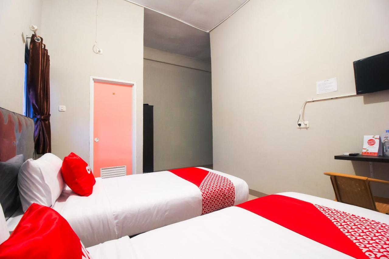 Oyo 1653 Fajar Residence Pekanbaru Eksteriør bilde