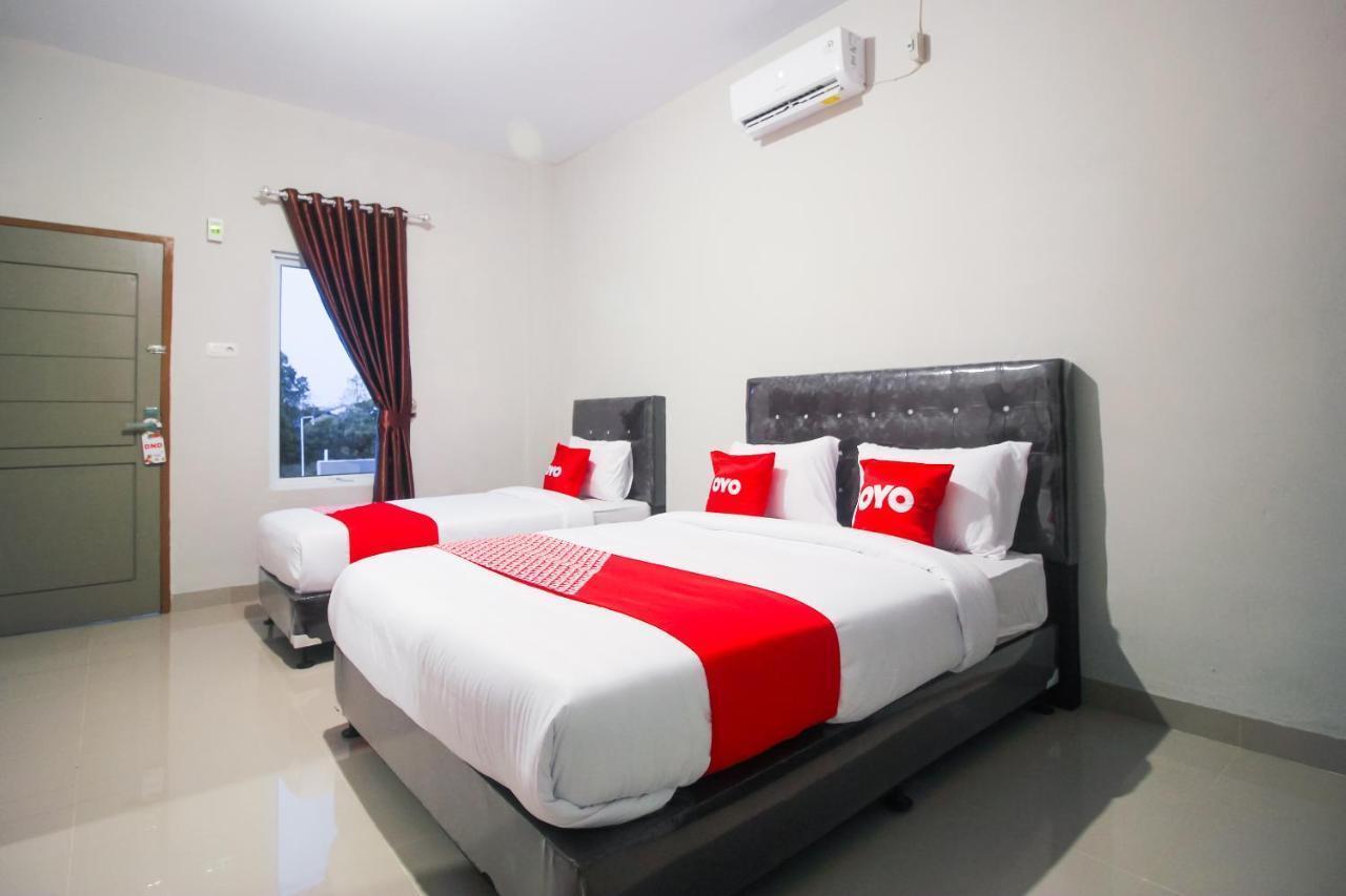 Oyo 1653 Fajar Residence Pekanbaru Eksteriør bilde